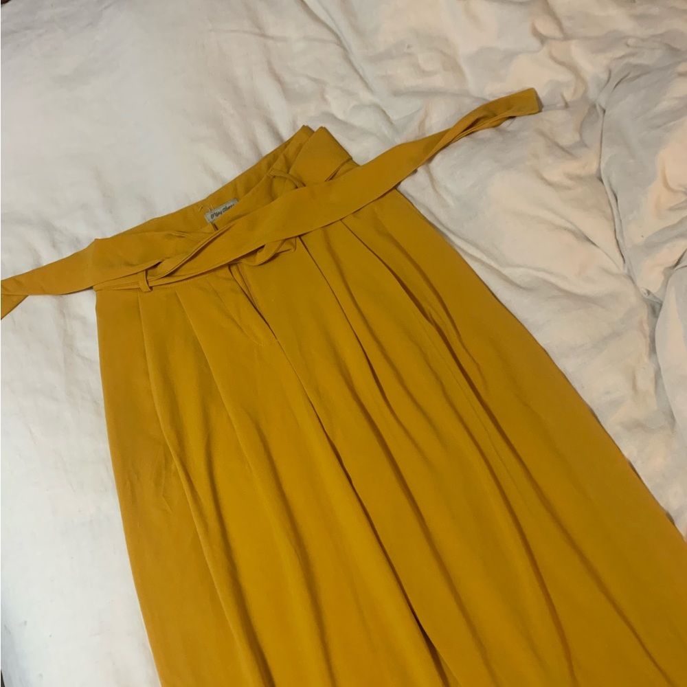 Wide leg belted pant